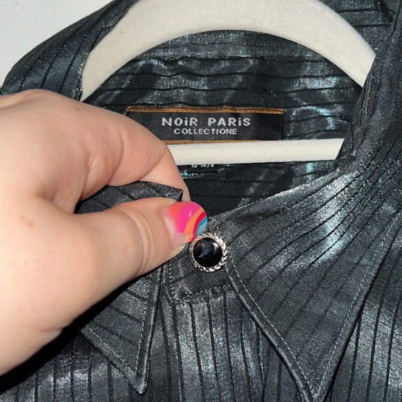 vintage Green silky button down - Picture 2 of 4